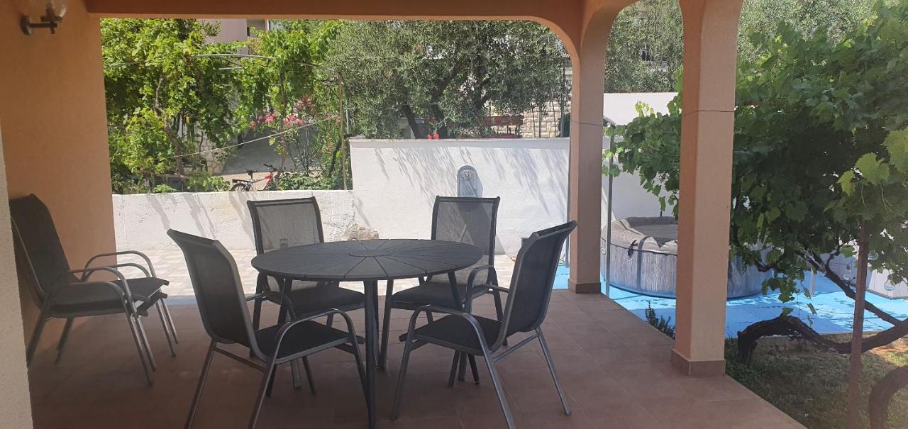 شقة Apartman Z12 Kornić المظهر الخارجي الصورة